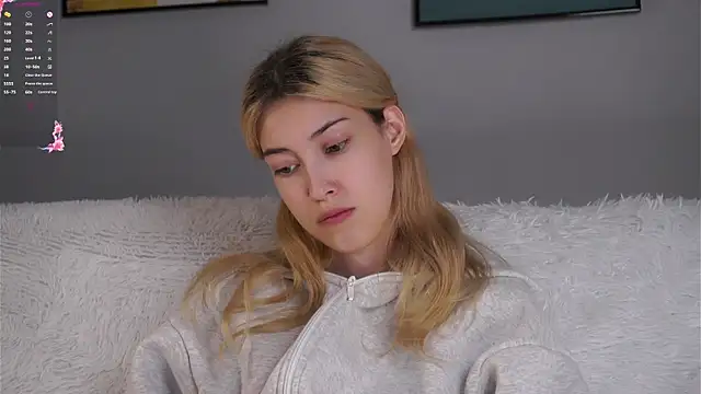 AngelicRice élő XXX-chatje