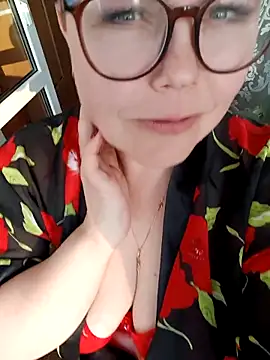 EllaLove2277's Live XXX Chat