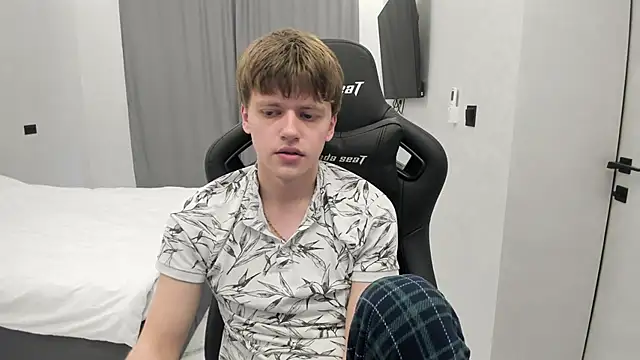 Онлайн чат XXX bonekoambalabu