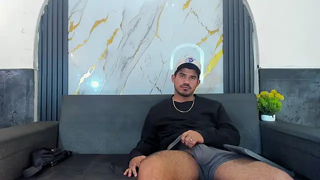 Latins_on_fire: вебкам-шоу