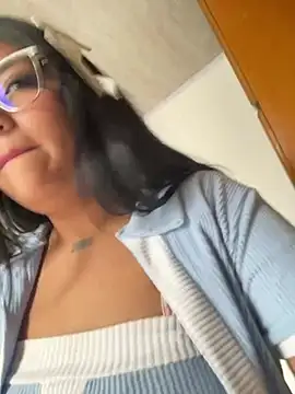 دردشة nikol_19x الجنسية المباشرة