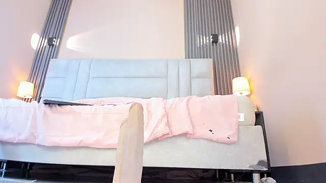 EYMI_TOMSOMのライブXXXチャット