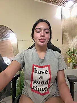 عرض كام TS-SimplyTheBest