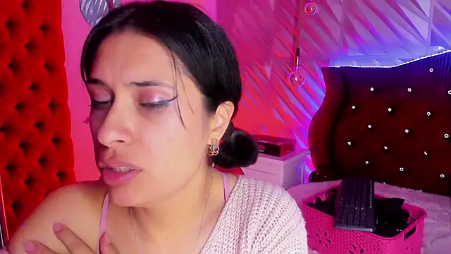 Roxanne_Han's Live XXX Chat