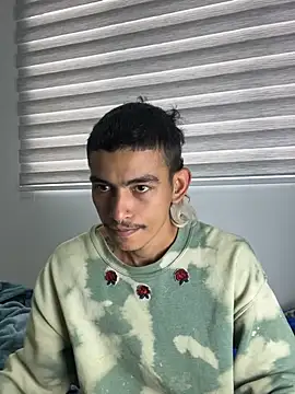 sorry-mom69's Webcam Show