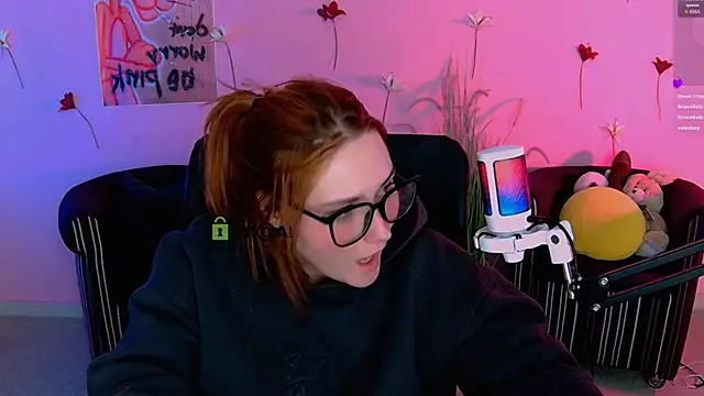 casey_meow_ Chat XXX in diretta