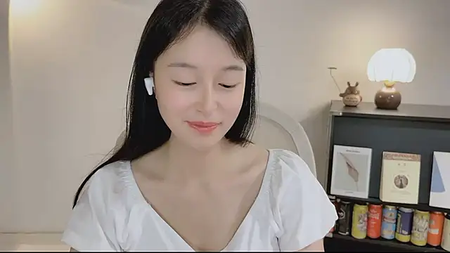 OnechestnutのライブXXXチャット