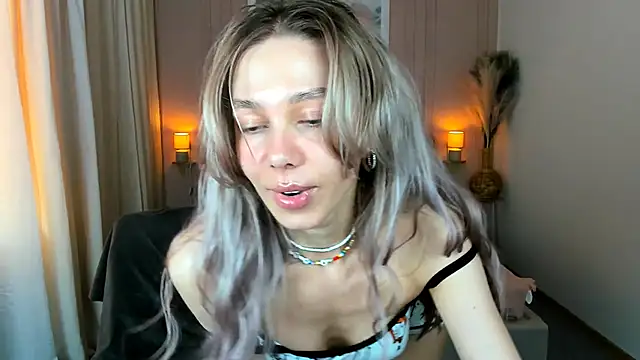 LuluAlisのライブXXXチャット