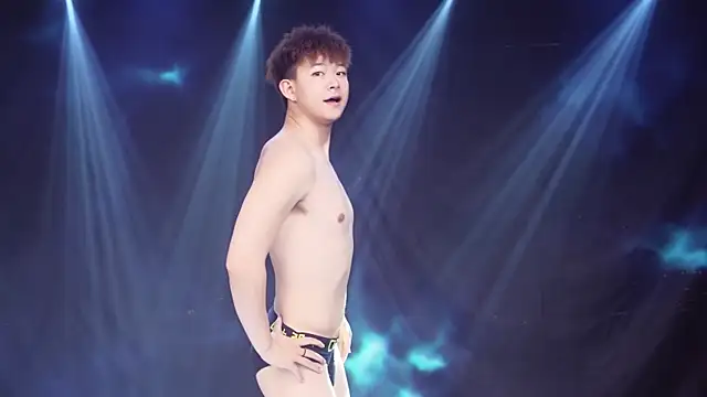 BTS-007: онлайн-секс-чат