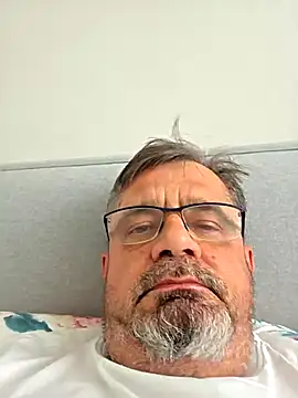 Chat +18 de Axer1960 ao vivo