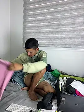 sorry-mom69 Show in webcam