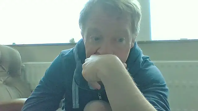 Chat +18 de bertolini ao vivo