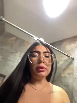 Mia_222's Live XXX Chat