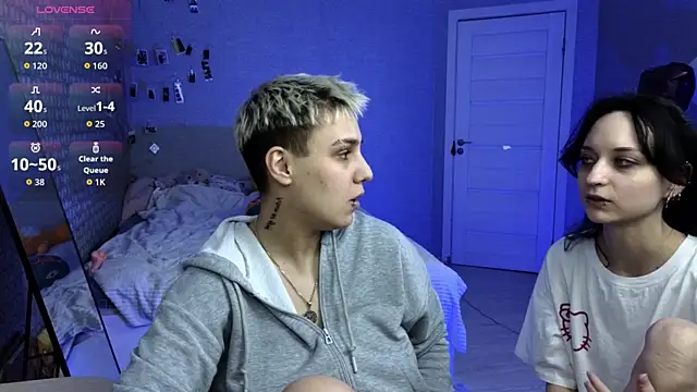 XXX chat uživo modela LuxuryLoverss