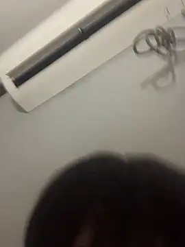 reogjdossw  のウェブカメラショー