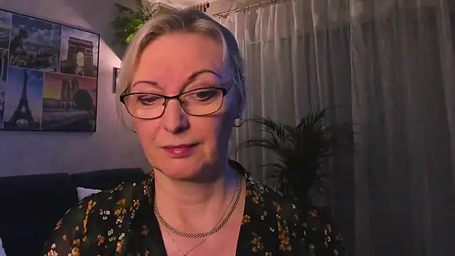 vanessa_chat: вебкам-шоу