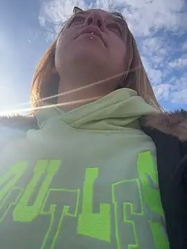 Show modela Spatgirl na web-kameri