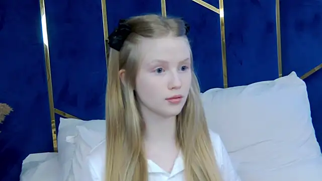 LilianHowardsn Live XXX chat