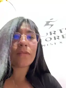 kim_montiのライブXXXチャット