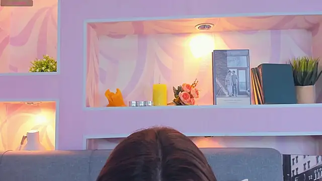 Pokazy przed kamerką – FloraDobb