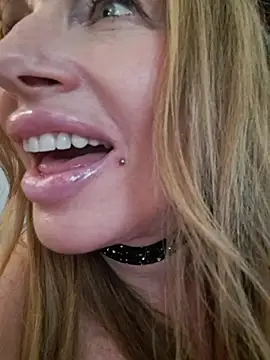 missjenn_x লাইভ XXX চ্যাট