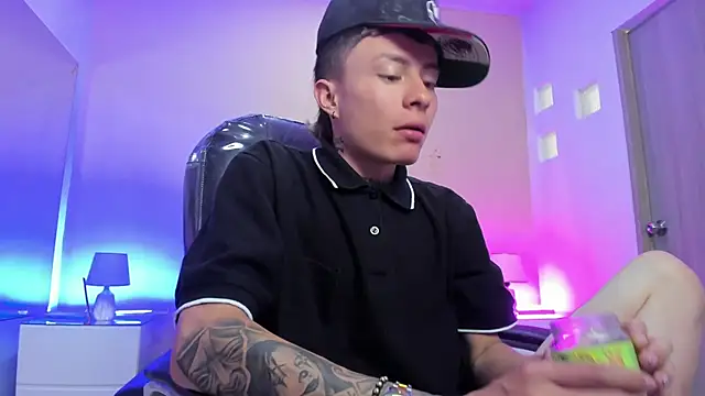 Nascary_FoxのライブXXXチャット