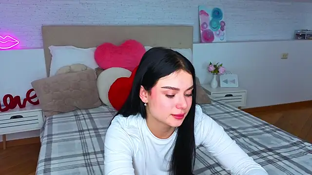 Silena_sky's Live XXX Chat