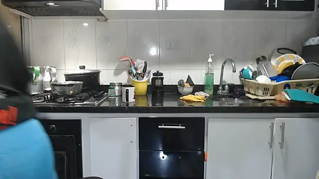 kateleyagrey's Live XXX Chat