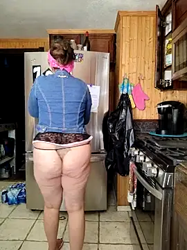 TheDime Adlı Modelin Canlı XXX Sohbeti