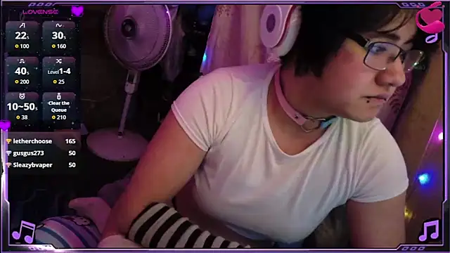 Ftm_Bunny: вебкам-шоу