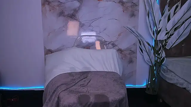 Chat +18 de Calyselen ao vivo