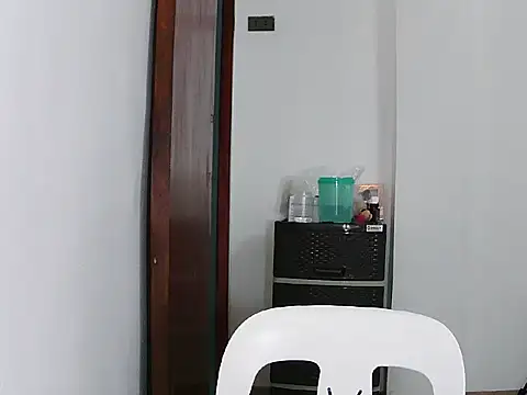 AngelaRose26のライブXXXチャット