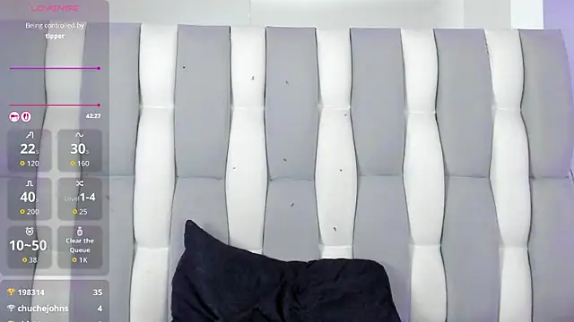 IsaDiiaz's Live XXX Chat