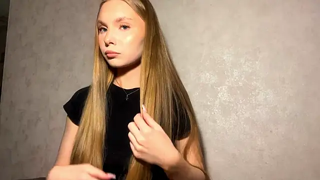 CarolineNine – webcam-show