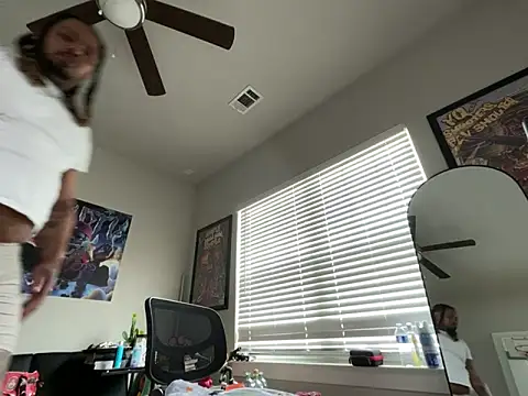 Czat XXX na żywo – 4EVAGLACIERS