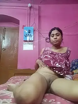 Hooghlypinkivabi 网络视讯表演