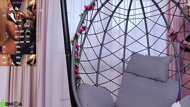 SelenaDaze Chat XXX live