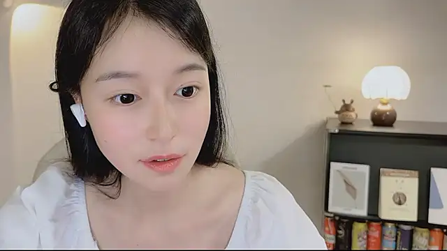 Chat +18 de Onechestnut ao vivo