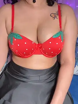 XXX chat uživo modela Squirt_Queen_X