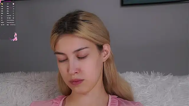 AngelicRice: онлайн-секс-чат