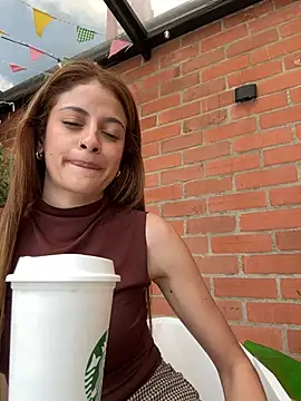 عرض كام alana15