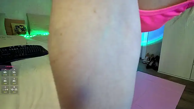 Roseaa Chat XXX live