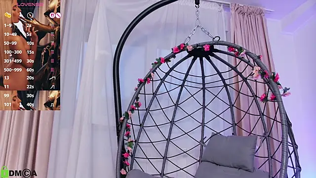 Chat +18 de SelenaDaze ao vivo