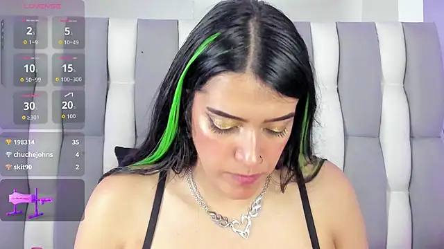 IsaDiiaz Chat XXX live