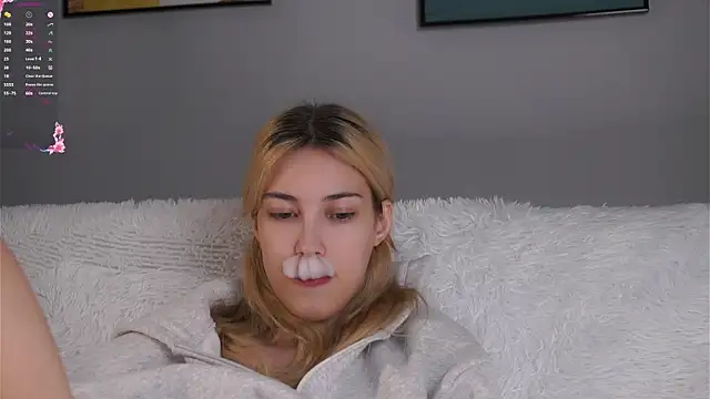 AngelicRice: онлайн-секс-чат