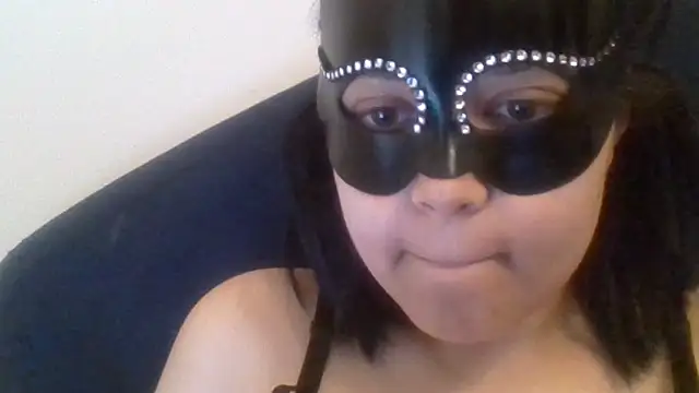 h4cPaolaMascherata: онлайн-секс-чат