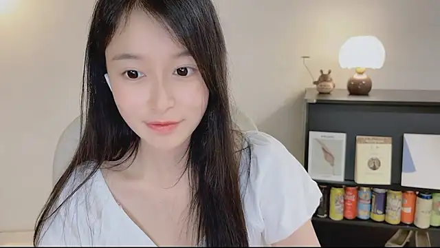 Chatroom XXX en direct de Onechestnut