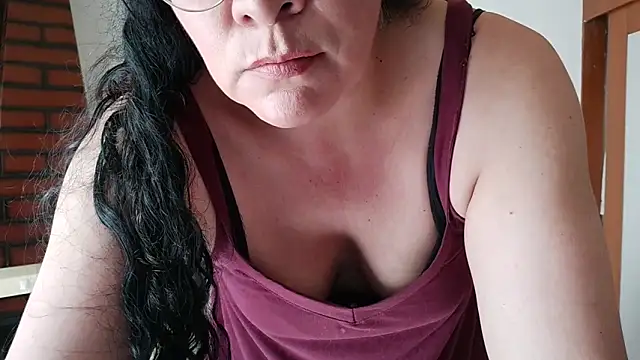 Grace_mature_milfのライブXXXチャット