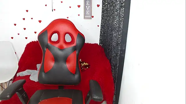 sven_fox723 Adlı Modelin Canlı XXX Sohbeti