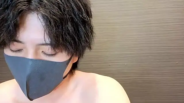 Chat +18 de CHROME-kun925 ao vivo